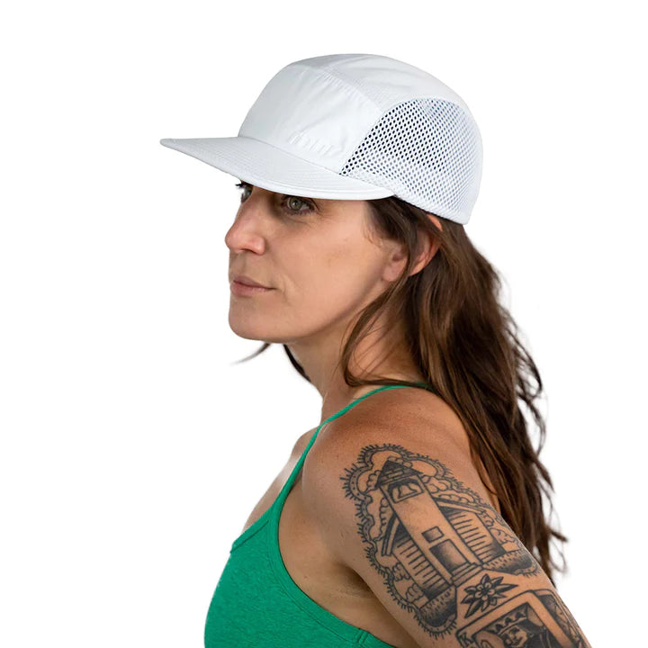 Distance Hat - Whiteout